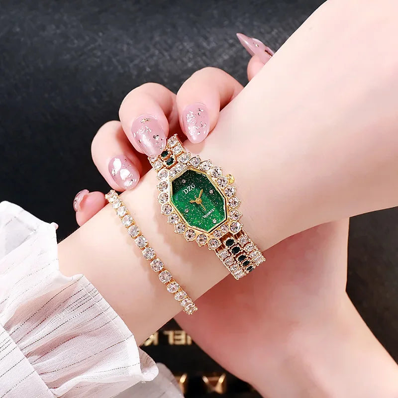 New Ladies Watch Bracelet Square Watch Full Diamond Ladies Watch Fashion Casual Starry Sky Watch